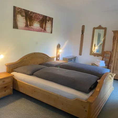 Zimmer 2 Am Manoetscherhof *